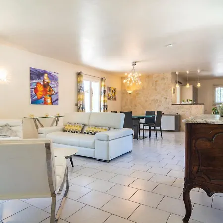 Holiday home Bois D'astros By Interhome